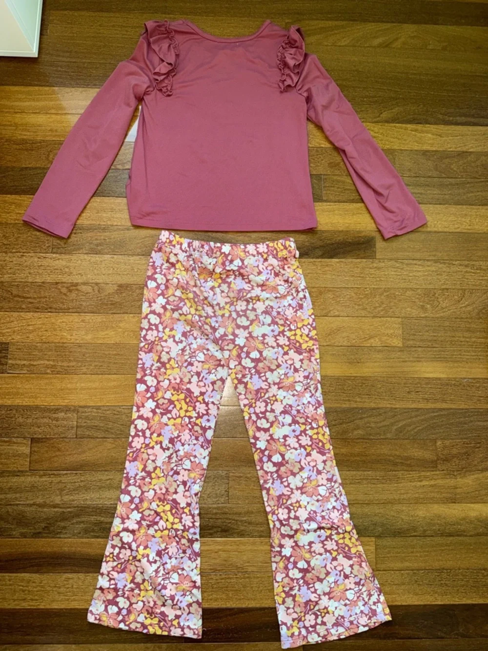 btween Mauve Floral Heart Set with Pink & Yellow Print - Picture 4 of 4